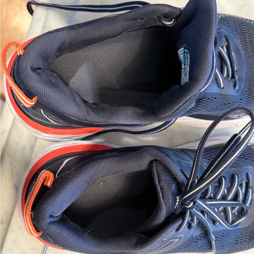 HOKA Women’s Bondi 7 Athletic Shoes - Picture 8 of 8